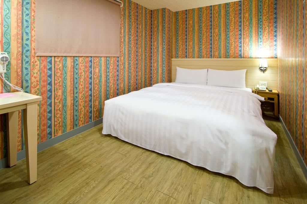 Hotel Skoal Kaohsiung Esterno foto