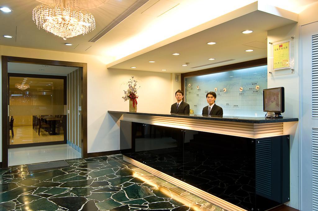 Hotel Skoal Kaohsiung Esterno foto