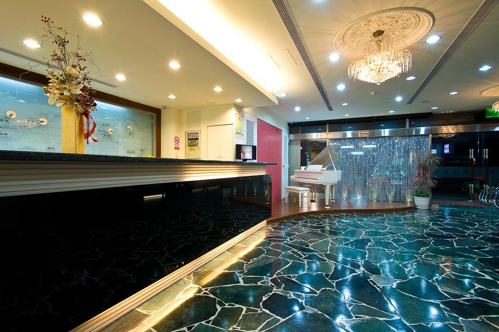 Hotel Skoal Kaohsiung Esterno foto